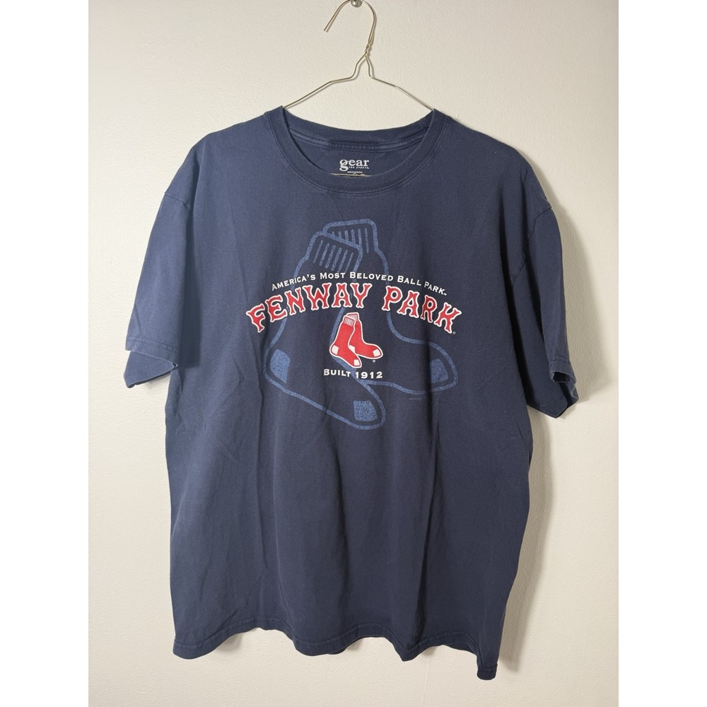 Boston Red Sox America's  Beloved Fenway Park T-Shirt 100%‎ Cotton Size Large